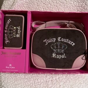 NWT Juicy Couture Chocolate Heritage Camera Bag